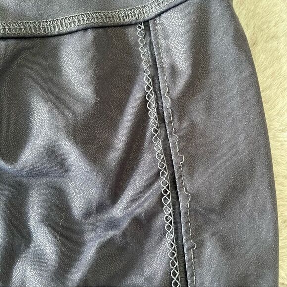 Beyond yoga blue legging size XS - Picture 16 of 16